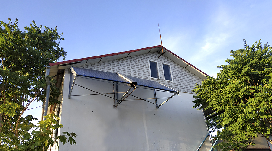 Солнечный коллектор для горячего водоснабжения для базы отдыха в г.Кириловка, Май 2019 г.  
